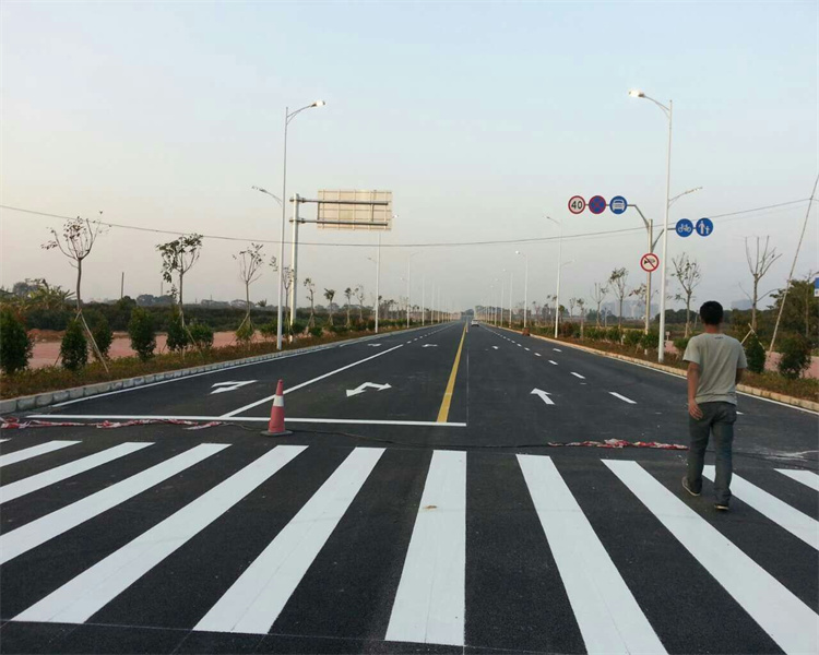 青羊沥青路面设计费用_龙泉沥青路面施工_四川沥青路面修复价格