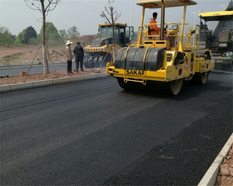 龙泉橡胶沥青路面设计_四川市政道路施工_达州冬季沥青路面设计