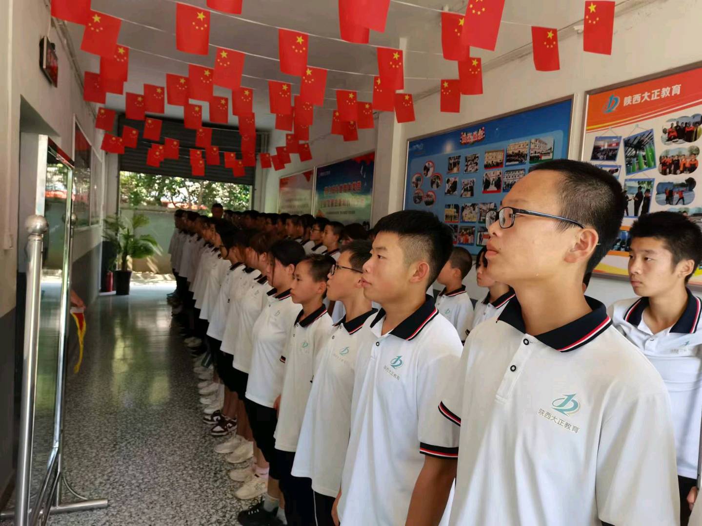 陕西初中孩子不上学如何开导