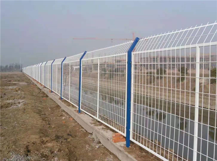 西安塑料护栏生产厂家