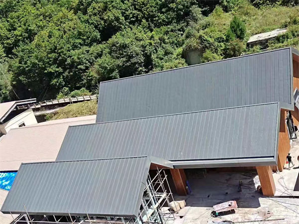 成都厂房钛锌板屋面安装