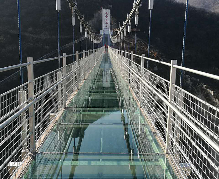 四川玻璃吊桥设计