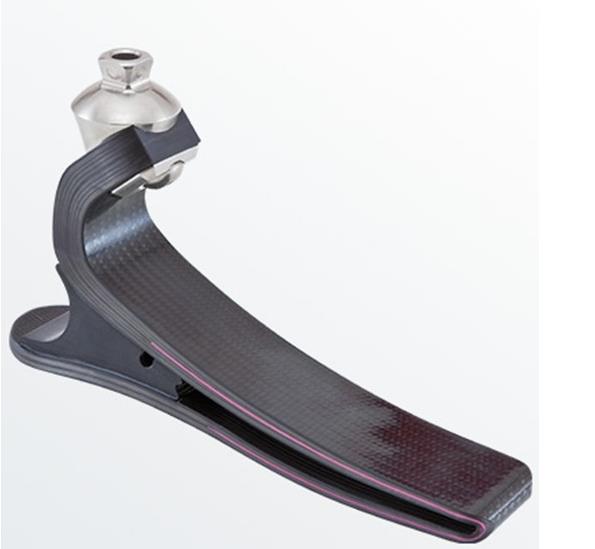 河南假肢生产厂家,动态适应性低外形碳纤储能脚,定制下肢假肢