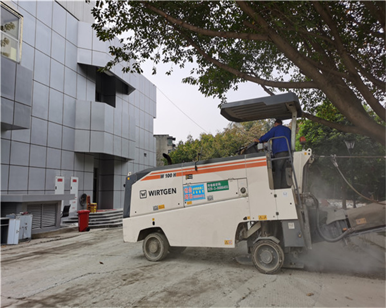 成都高速公路銑刨路面廠家