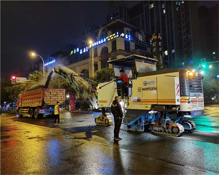 自貢市政銑刨路面施工