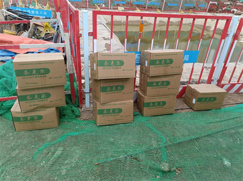 中建六局聚合物泥浆