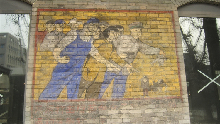 大华1935墙面58年特殊时期壁画清理清洗加固保护工程