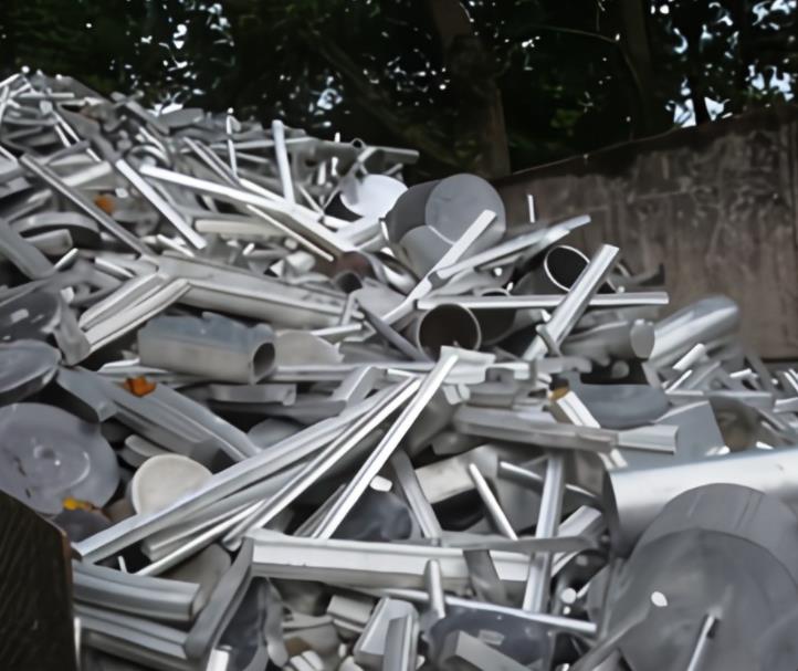 银川废铝回收公司为大家分享一下废铝回收如何进行冷加工粉碎