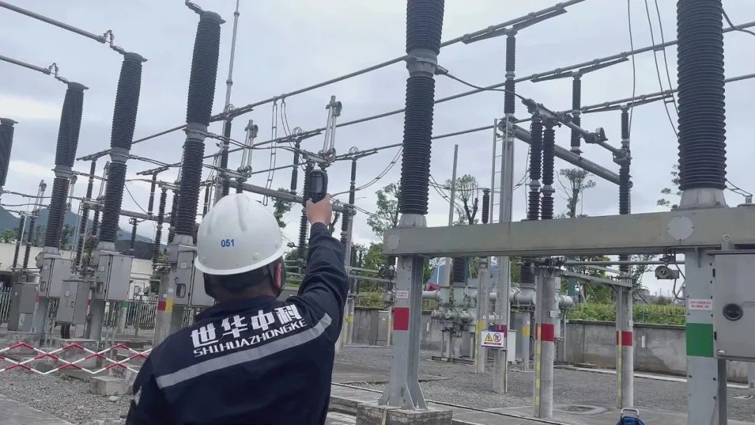 重庆某220kv电厂带电清洗顺利完工