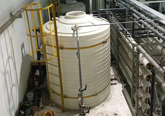 东西湖污水处理原水箱10吨PE塑料桶
