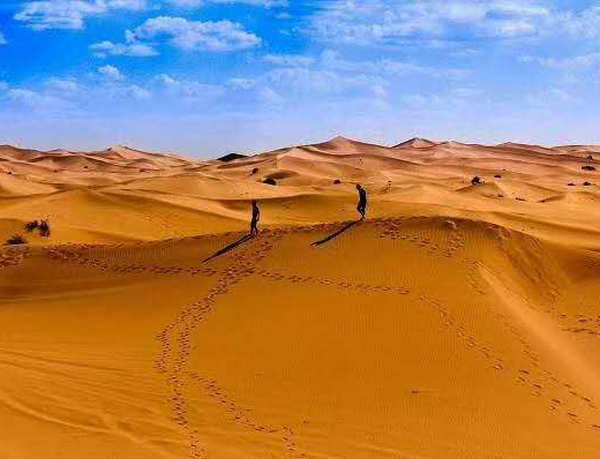 徒步沙漠