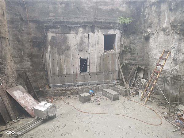 成都华西西锋工地砼力墙切割拆除