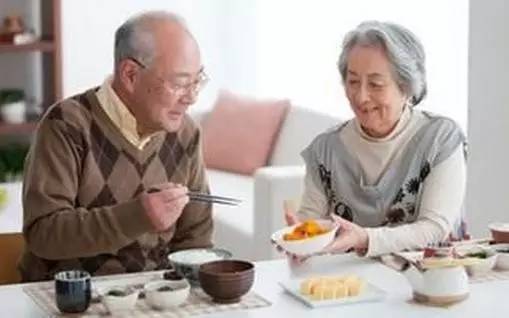 老人胃口不好如何改善,13种帮助老人开胃的方法