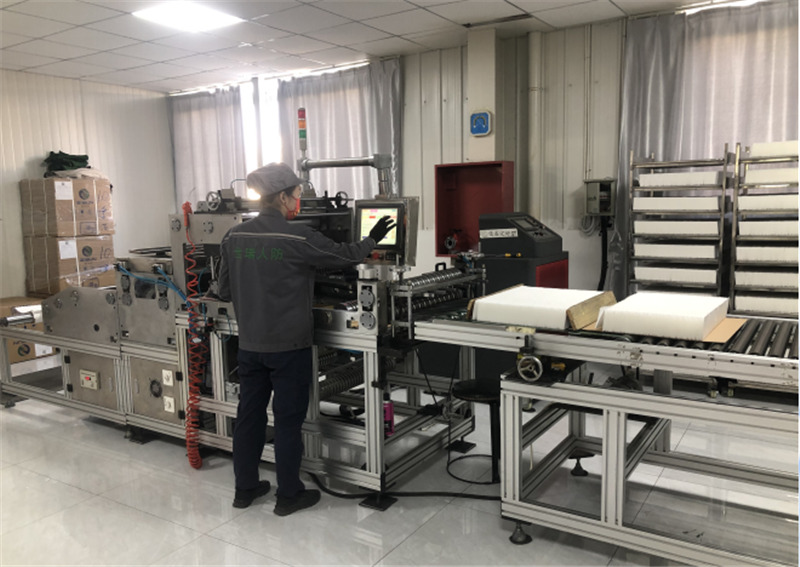 折紙?jiān)O(shè)備生產(chǎn)車間