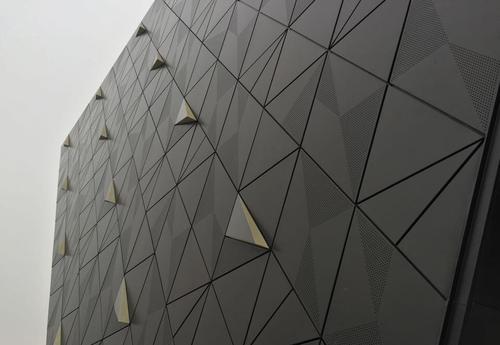 铝单板用于外墙保温的功能有哪些呢?