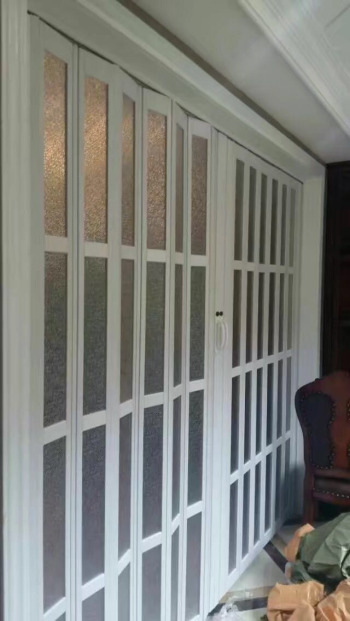 PVC折疊門安裝