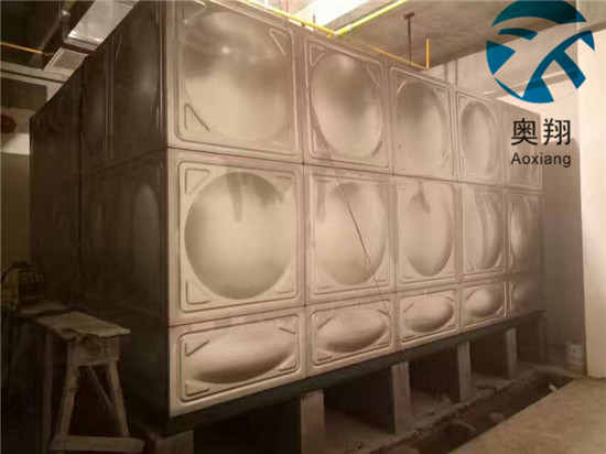 富达洗涤厂保温水箱