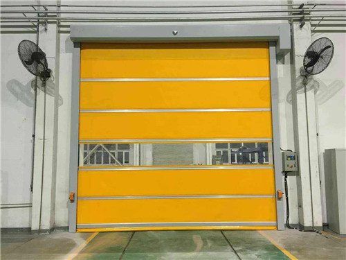 河南快速门有哪些配置呢？