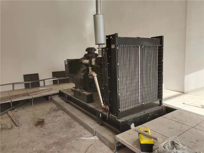 天水市粮站400kw发电机组上海股份安装完成