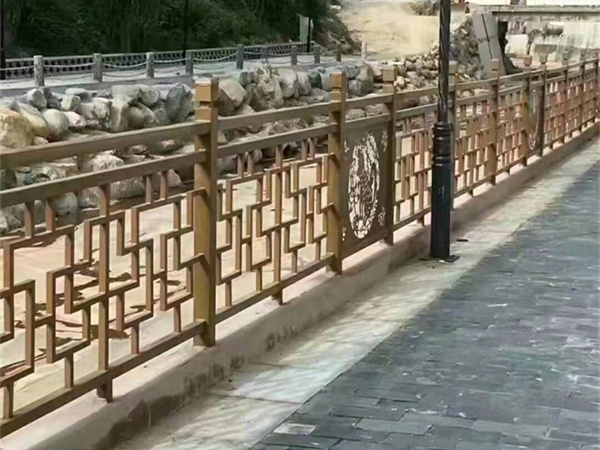 锌钢栏杆与西安铁艺栏杆两者有什么区别呢？