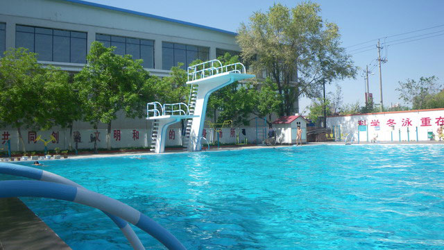 乌鲁木齐红山游泳馆