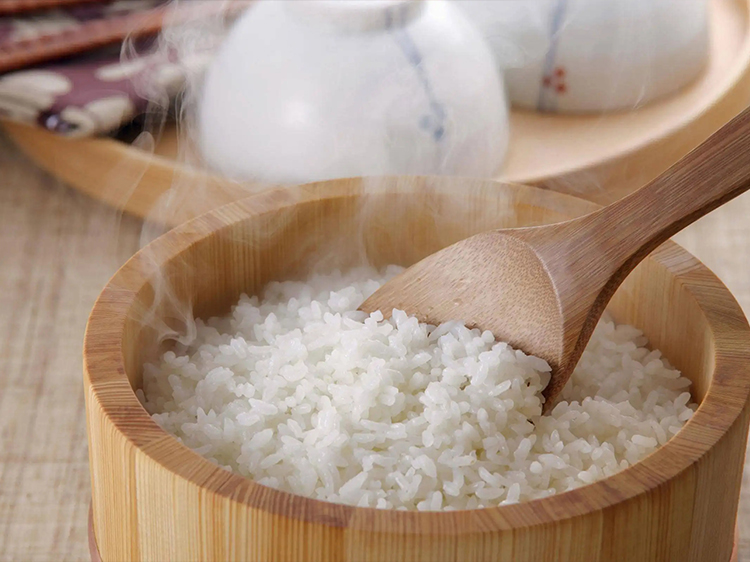 买大米，要分清“陈米”和“新米”，差别很大，搞懂再买不吃亏