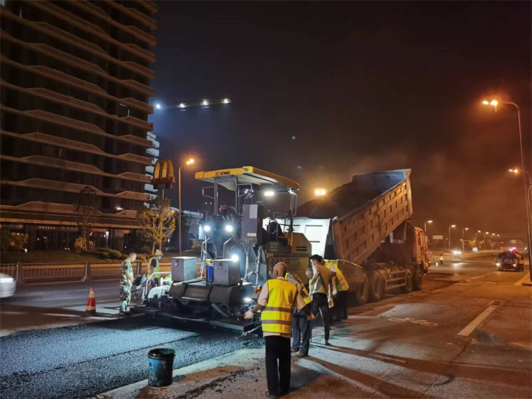 成都沥青道路