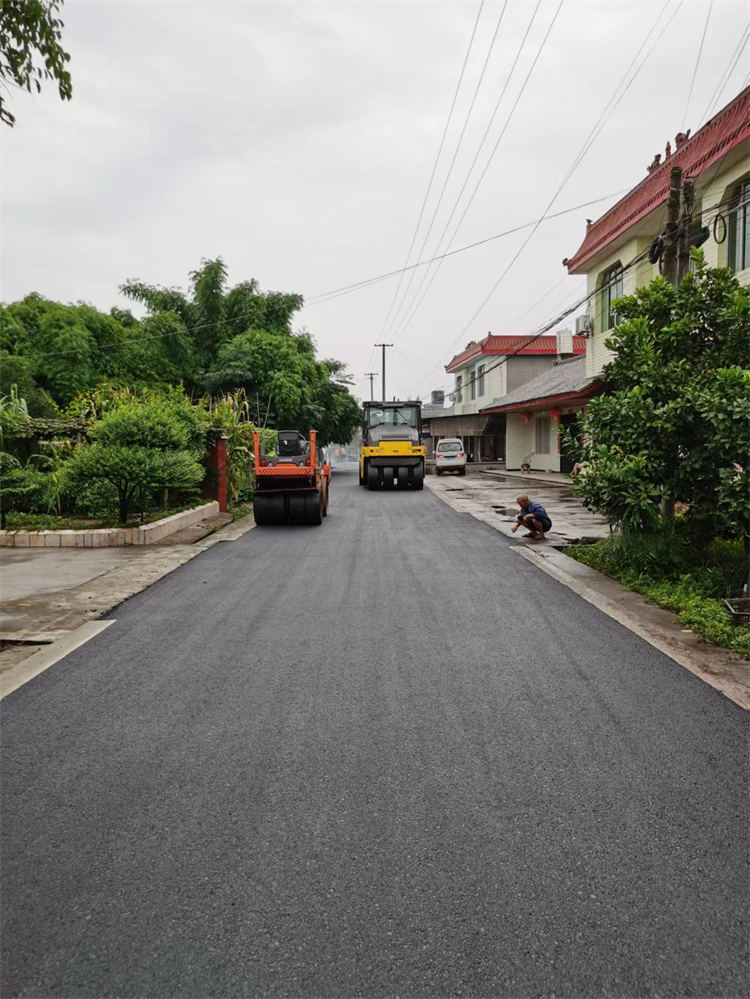 成都沥青路面